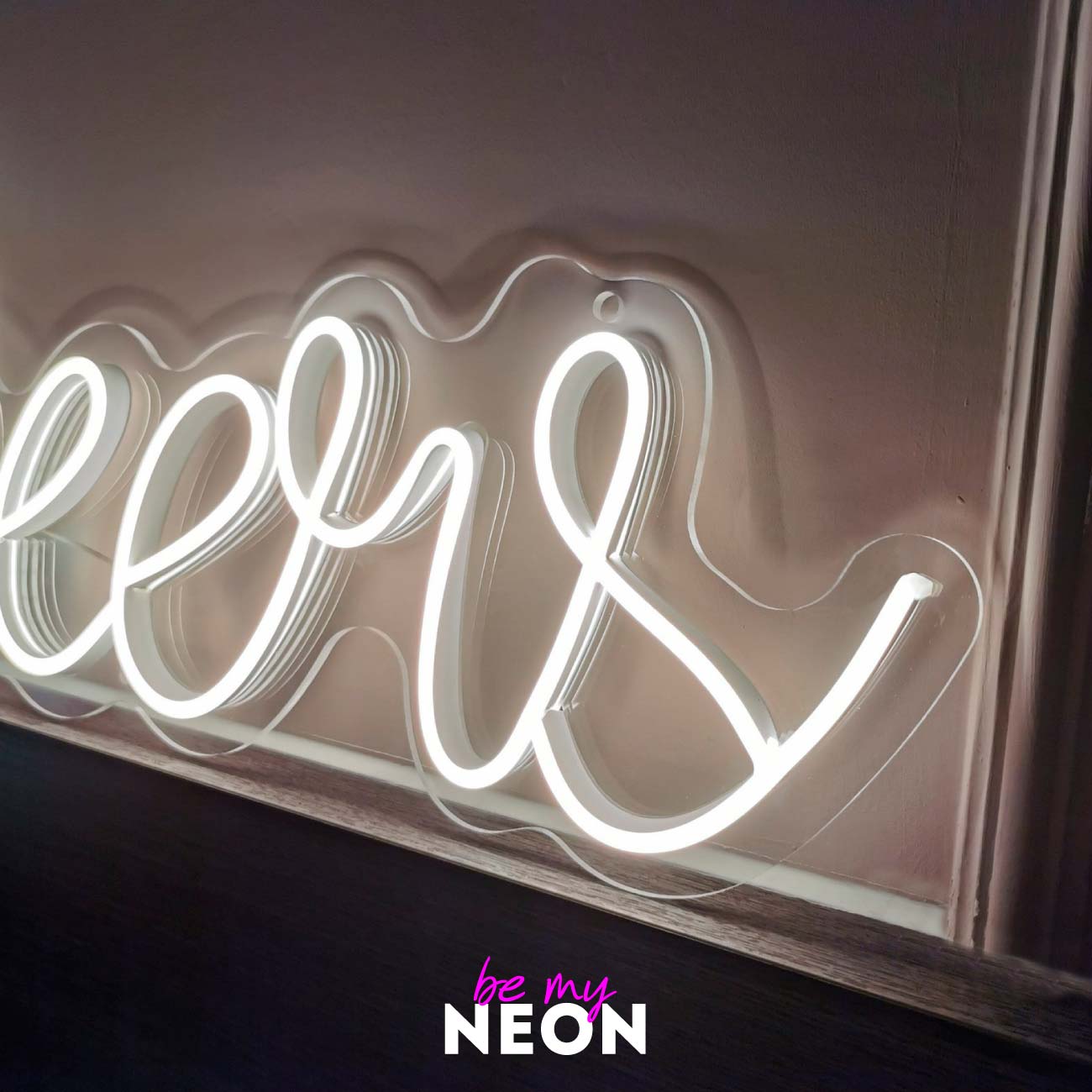 "Cheers" LED Neonschild