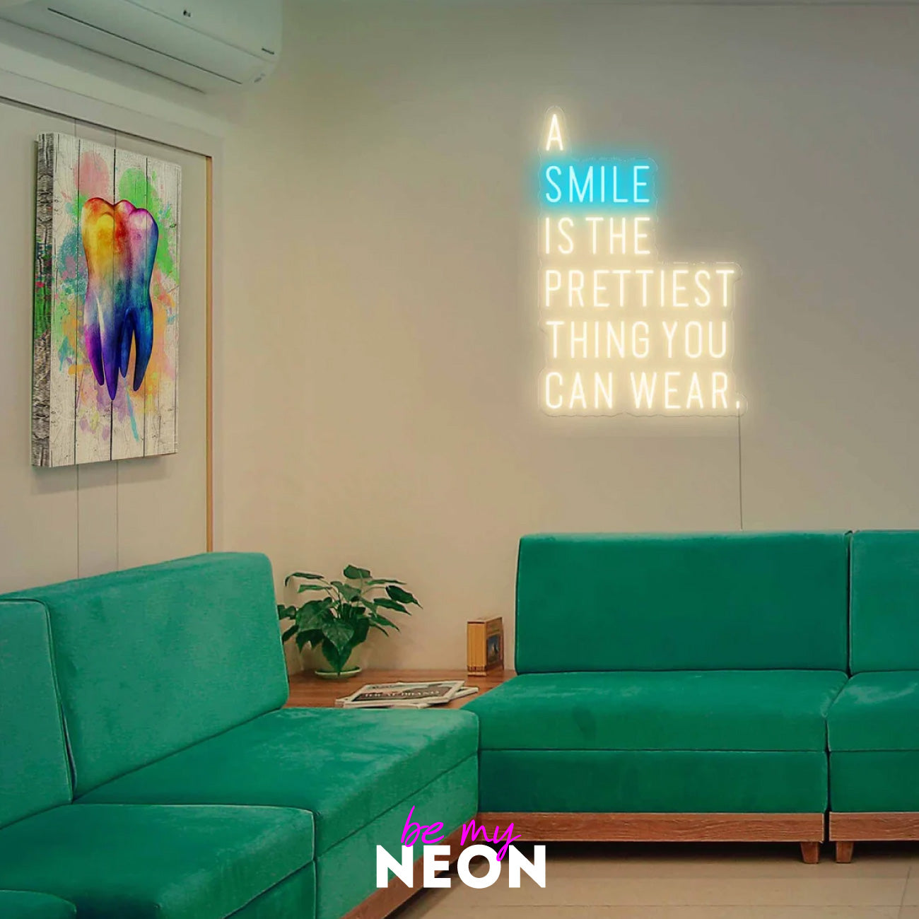 "smile is the prettiest thing you can wear" LED Neonschild
